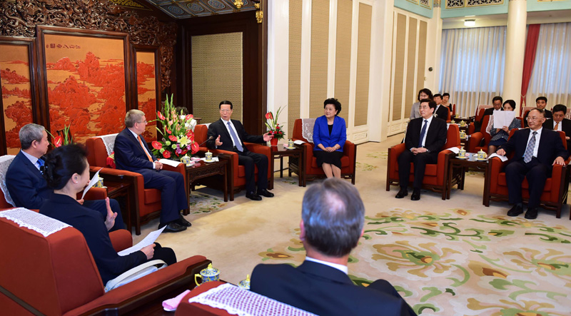 6月12日，中共中央政治局常委、國(guó)務(wù)院副總理張高麗在北京中南海紫光閣會(huì)見(jiàn)國(guó)際奧委會(huì)主席托馬斯·巴赫。