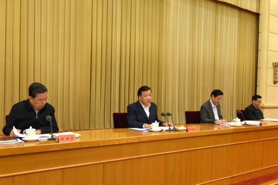 習近平：突出問題導向確保取得實際...